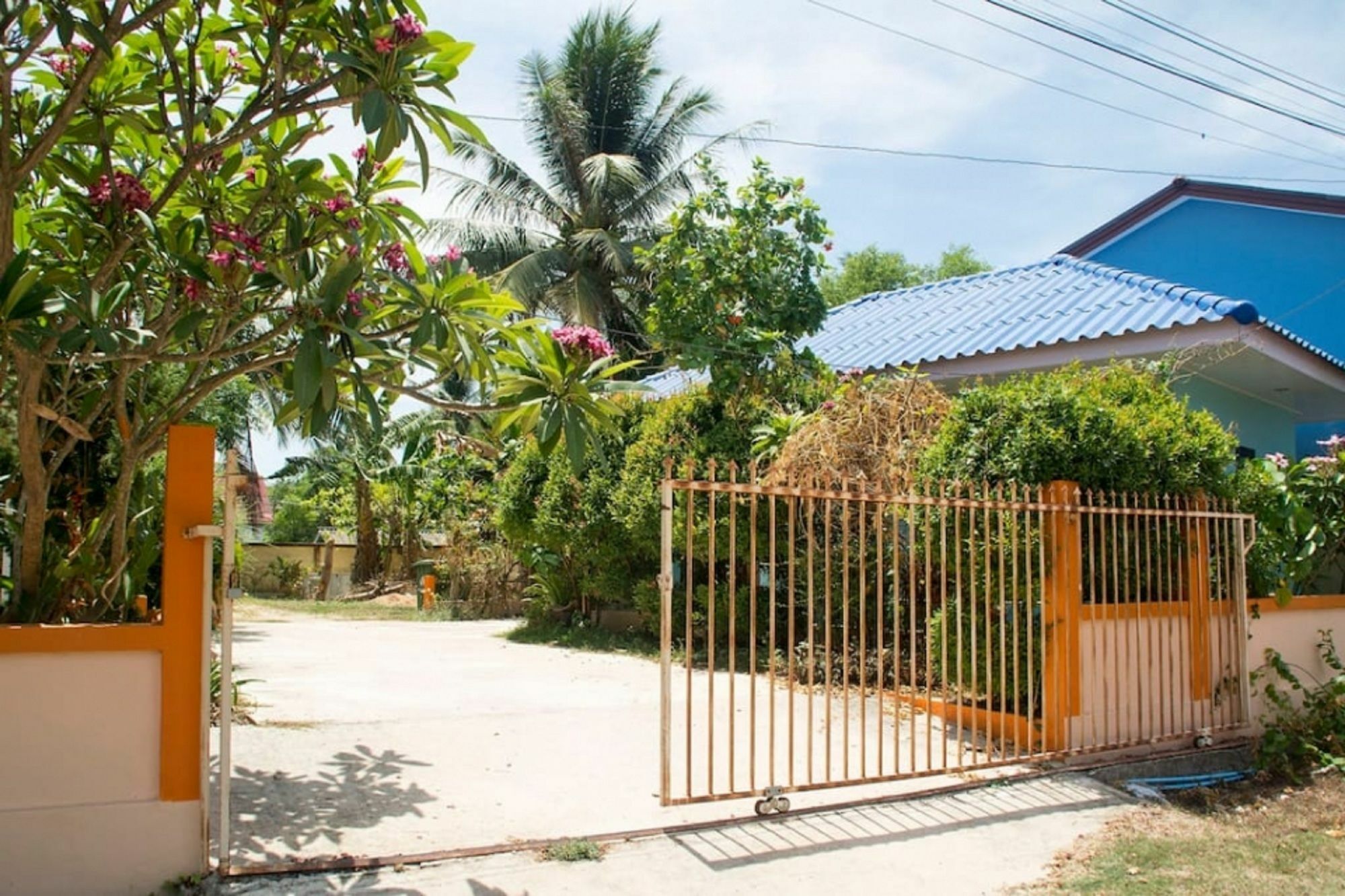 Aquatoria Phuket Bangtao Villa Surin Beach  Exteriör bild